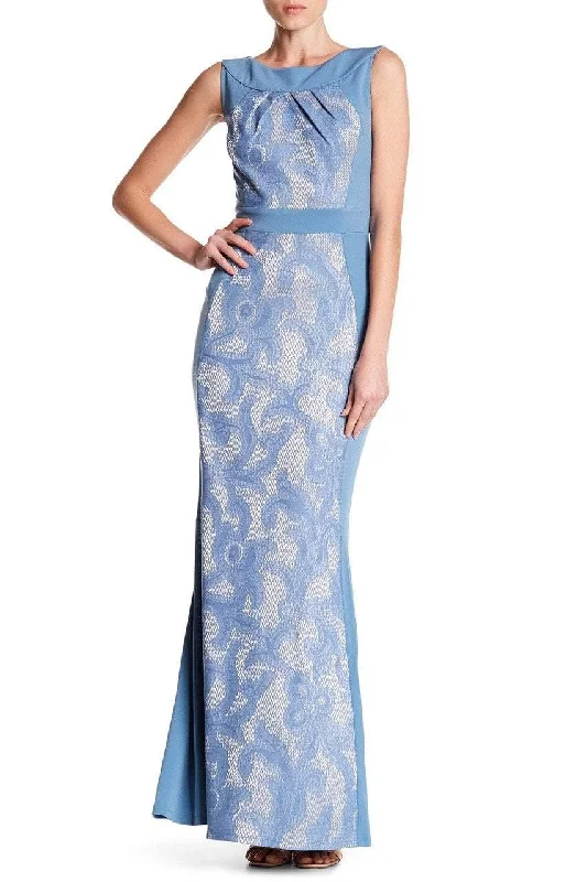 Huge Discounts Sangria - DWHGC93 Sleeveless Lace Panel Gown