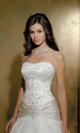 Price Buster Allure Bridals 8362