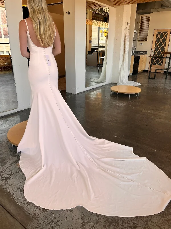 Reduced Prices Allure Bridals 3556
