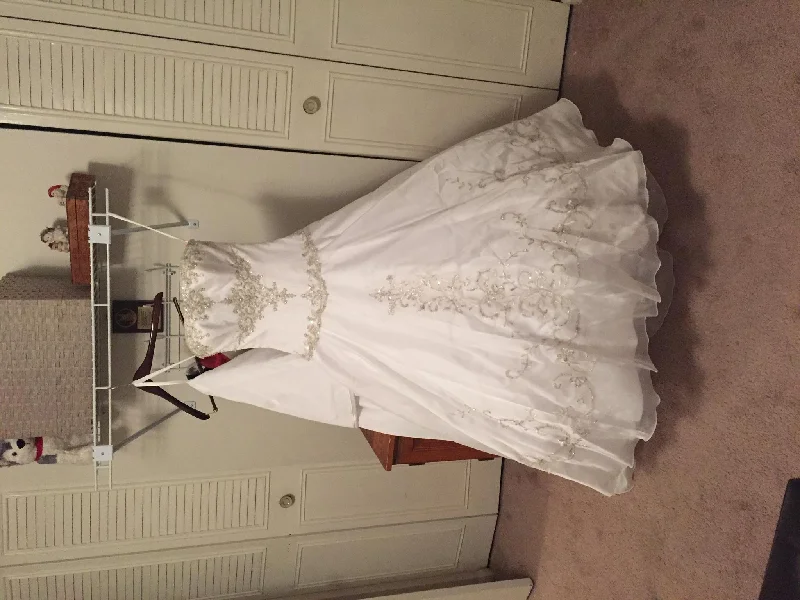 Time-Limited Offer Allure Bridals 8446