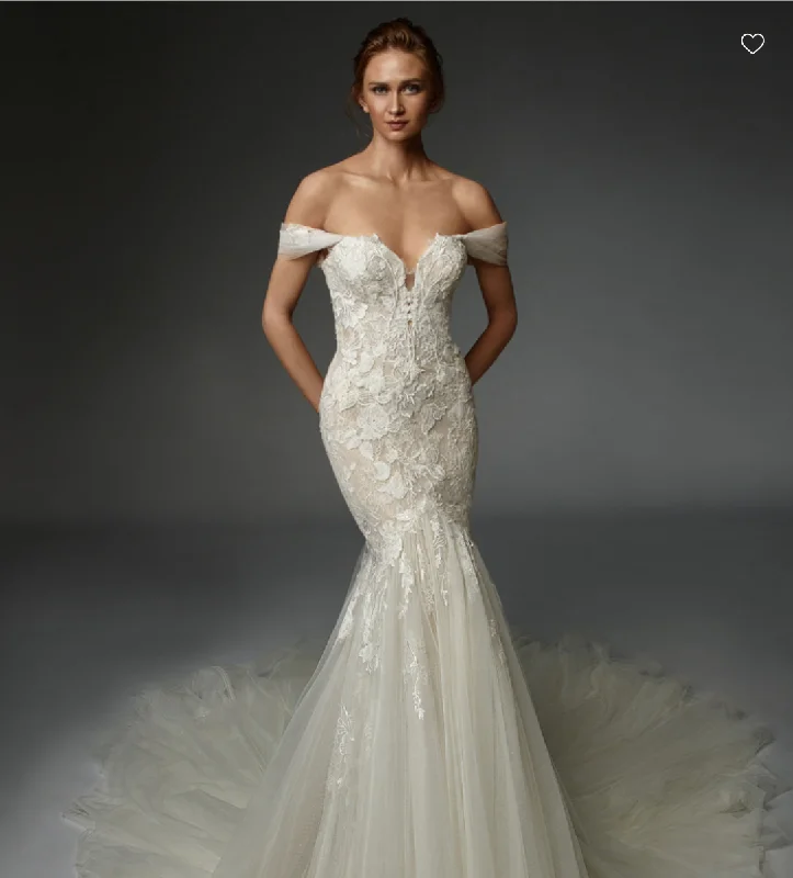 Today Only Enzoani Adelaide