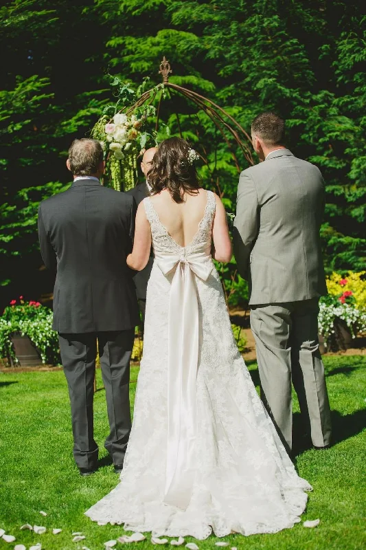 Exclusive Savings Allure Bridals 8634