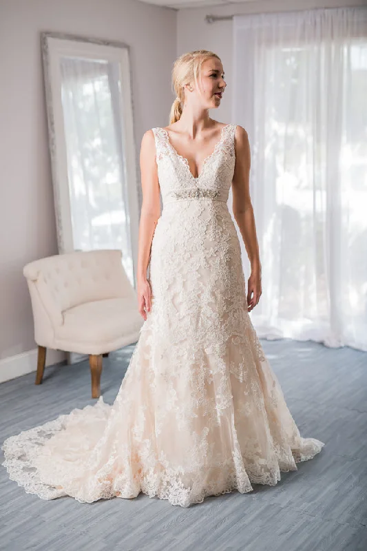 Bargain Blast Allure Bridals 8634