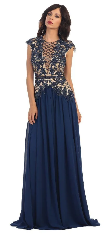 Huge Discounts May Queen Plunging Illusion Lattice Gown