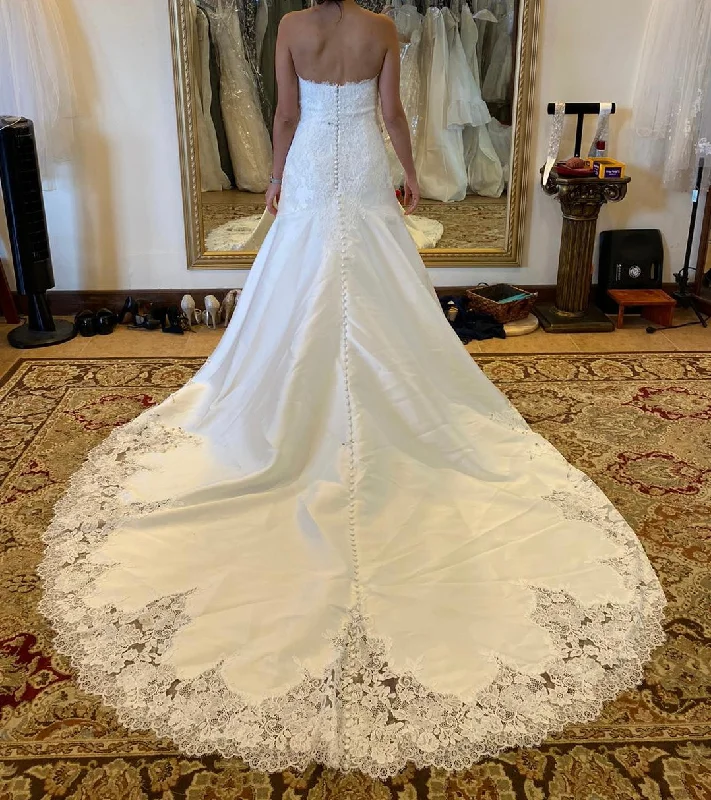 Super Deal Pronovias Eline