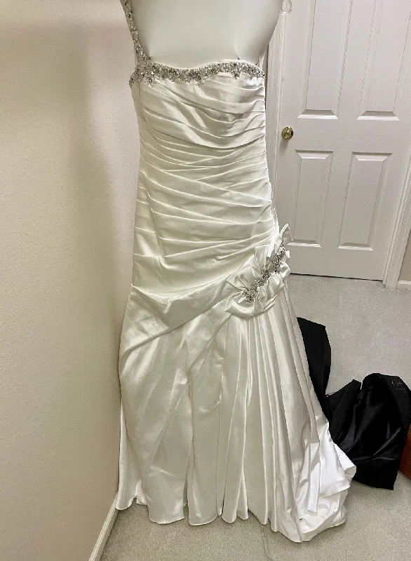 Big Savings Allure Bridals 8750