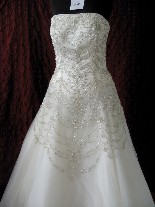Value Deals Allure Bridals 8377