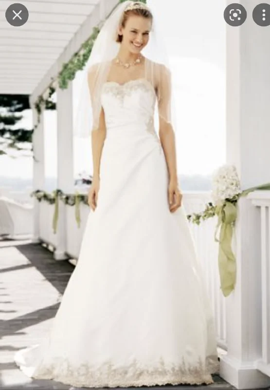 Act Fast David's Bridal 90P9064