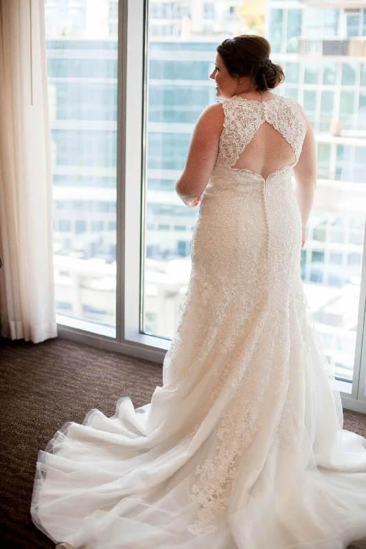 Big Discounts Allure Bridals 352