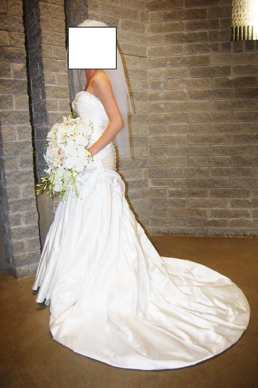 Blowout Sale Allure Bridals 8710