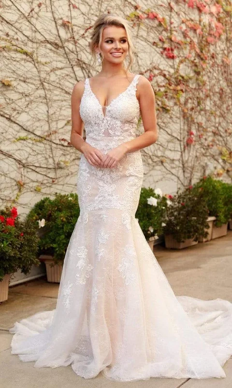 Get It Before It’s Gone Nox Anabel - H493 V Neck Open Back Wedding Dress