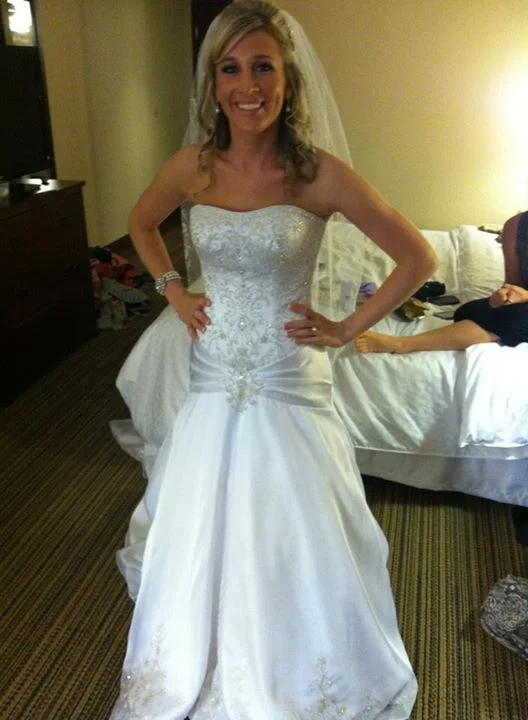 Price Smash Allure Bridals 8362