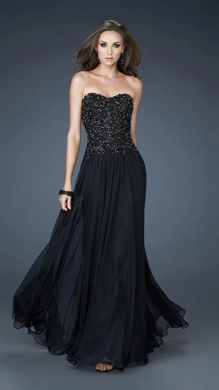 Major Savings La Femme - 18199 Strapless Bead Ornate Ribbed Sweetheart A-Line Gown Major Savings La Femme - 18199 Strapless Bead Ornate Ribbed Sweetheart A-Line Gown
