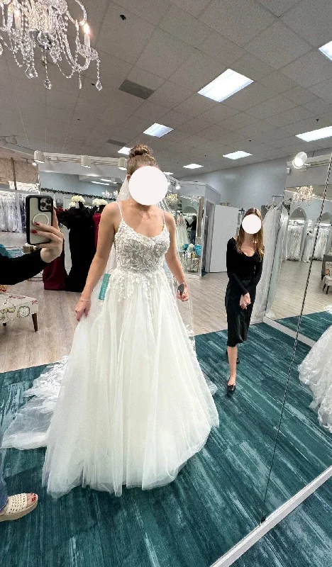 Closeout Sale Allure Bridals 3503