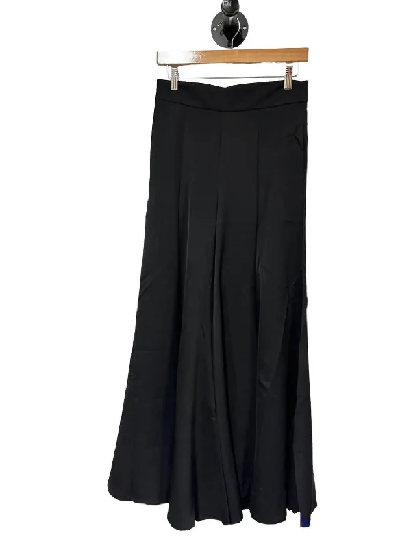Deal Dash Flare Leg Pants In Black