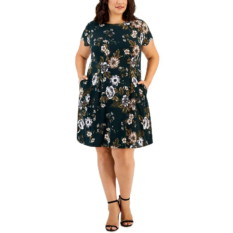 Big Discounts Connected Apparel Womens Plus Floral Wide Neck Fit & Flare Dress