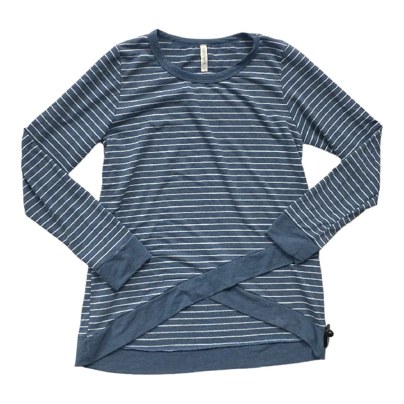 Year-End Sale Blue & White Top Long Sleeve mia & tess, Size Xl