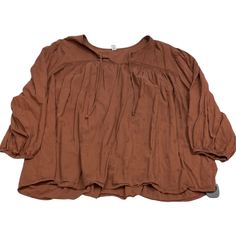 Exclusive Access Top Long Sleeve By Old Navy In Brown, Size: 4x