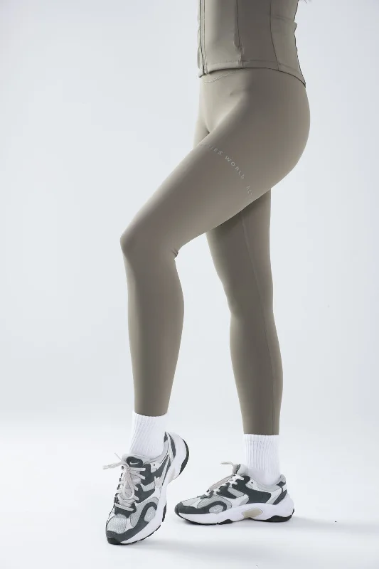 Weekend Flash Sale Essential Leggings - Sage