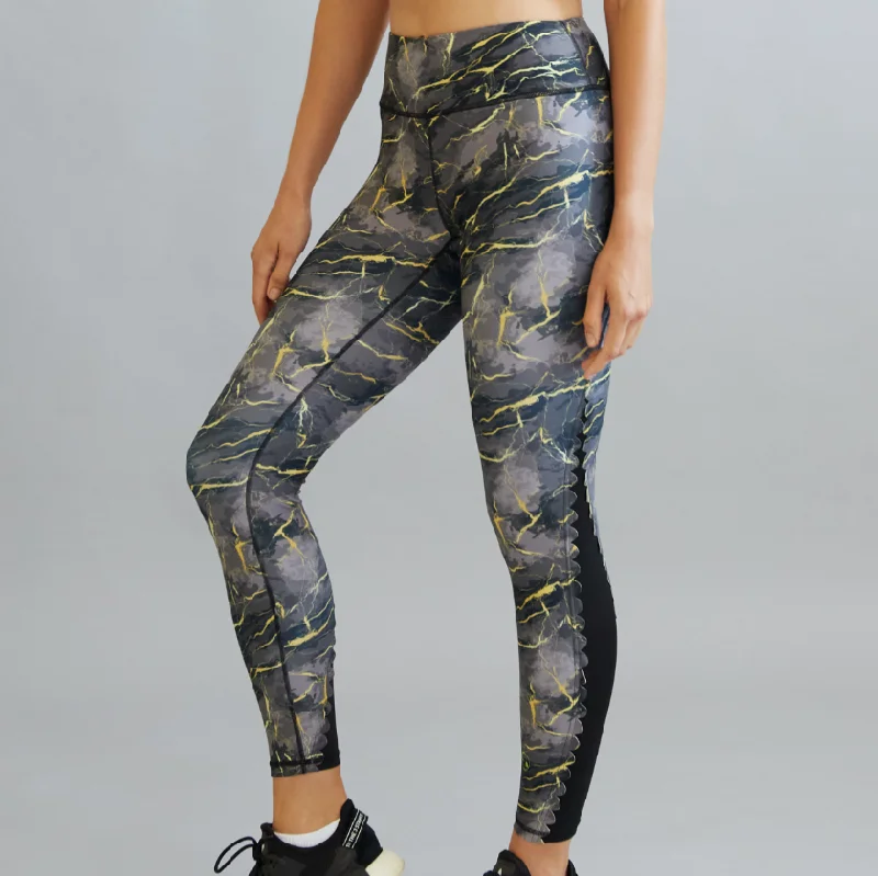 Deep Discounts Luna Leggings
