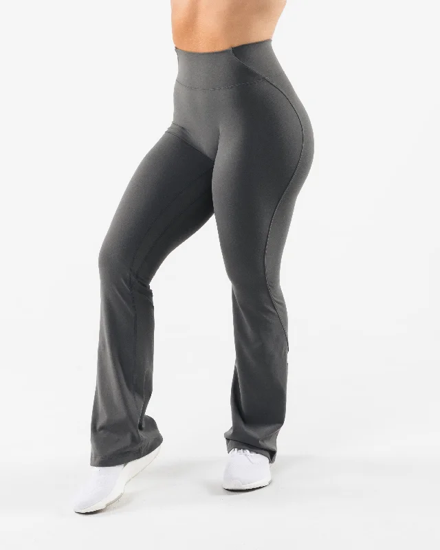 Today’s Deal Aura Flared Pant - Pewter
